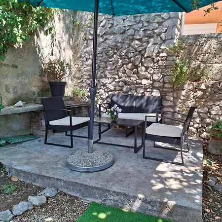 Apartament 'mala Villa' *