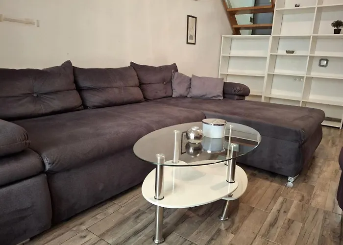 'mala Villa' * تْسْغيكفانِتْسا